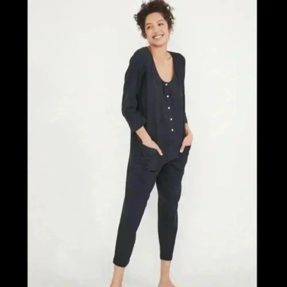 Hatch The Softest Gauze Nursing Jumpsuit Black One Size $178 - Picture 2 of 6
